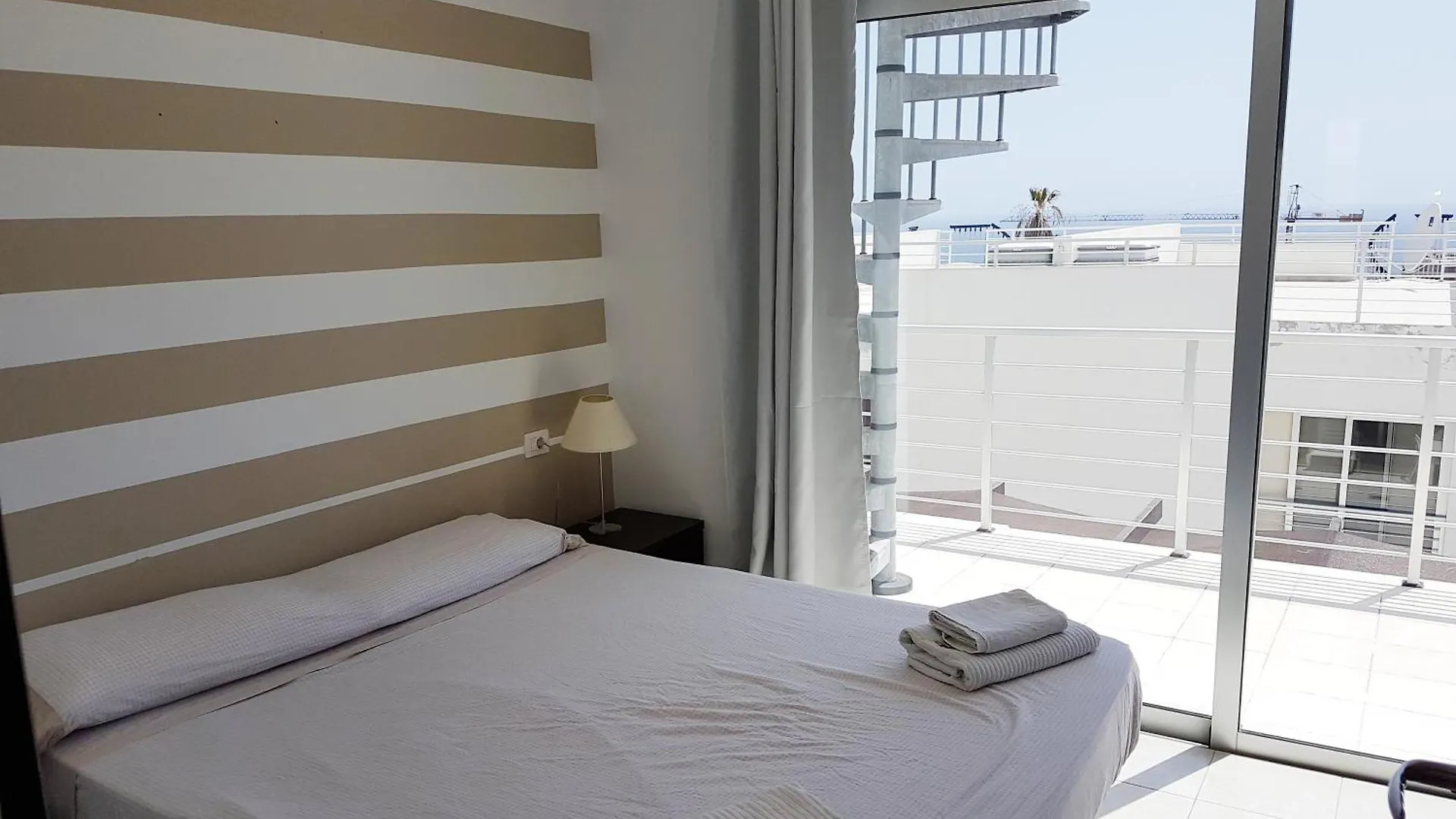Appartamento Duplex Avalon Callao Salvaje
